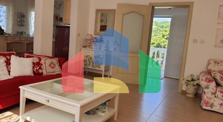 Three-storey villa with a swimming pool in the city of Bar, Green Belt area.