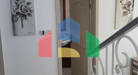 Трёхэтажная вилла с бассейном в городе Бар, район Зеленый Пояс.