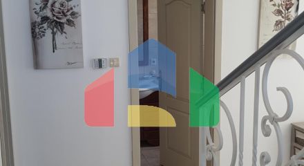 Трёхэтажная вилла с бассейном в городе Бар, район Зеленый Пояс.