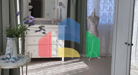 Трёхэтажная вилла с бассейном в городе Бар, район Зеленый Пояс.