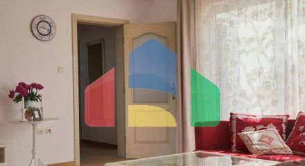 Трёхэтажная вилла с бассейном в городе Бар, район Зеленый Пояс.