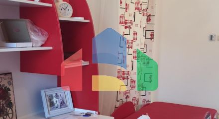 Трёхэтажная вилла с бассейном в городе Бар, район Зеленый Пояс.