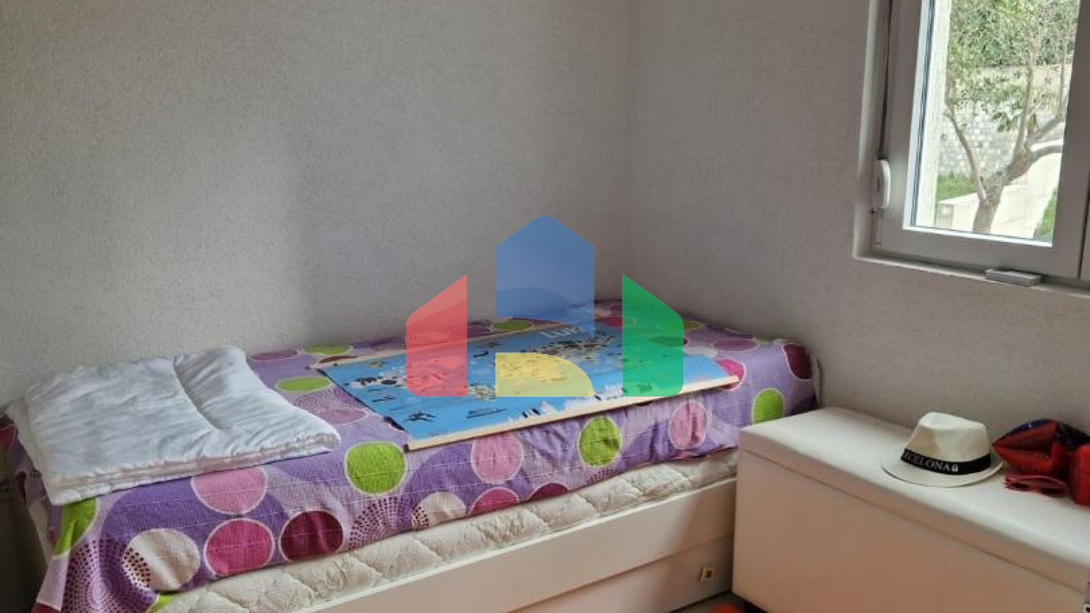 Дом на земельном участке в Белеши