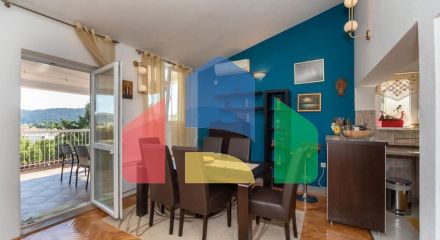 Просторная квартира дуплекс в центре Бара, Македонско Населье Просторная квартира дуплекс в центре Бара, Македонско Населье