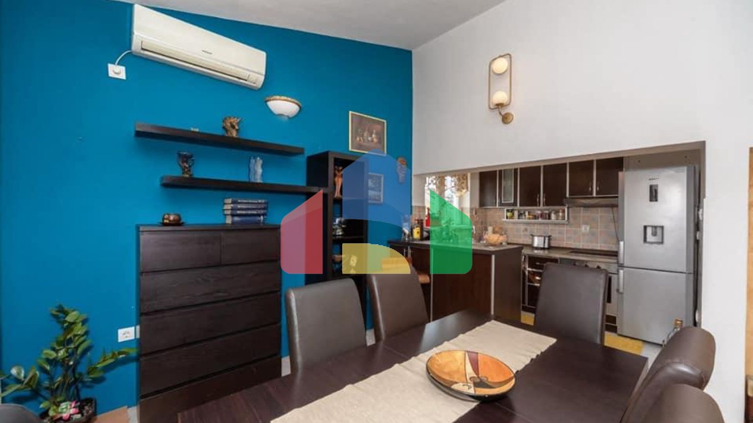 Просторная квартира дуплекс в центре Бара, Македонско Населье