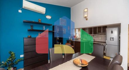 Просторная квартира дуплекс в центре Бара, Македонско Населье Просторная квартира дуплекс в центре Бара, Македонско Населье