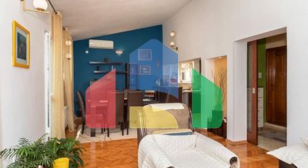 Просторная квартира дуплекс в центре Бара, Македонско Населье Просторная квартира дуплекс в центре Бара, Македонско Населье