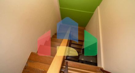 Просторная квартира дуплекс в центре Бара, Македонско Населье Просторная квартира дуплекс в центре Бара, Македонско Населье