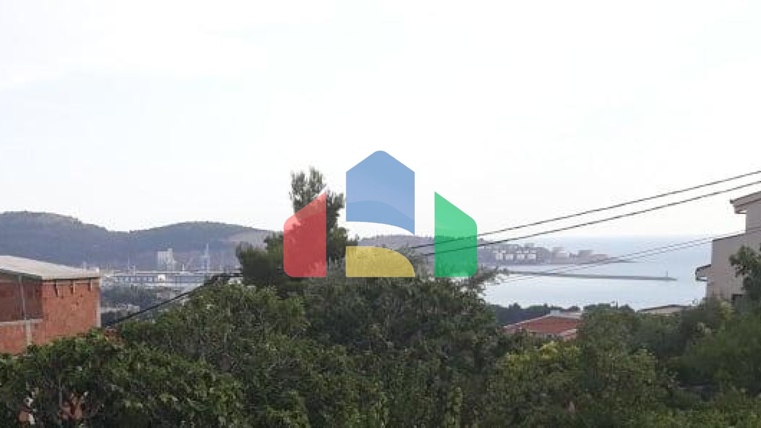 Одноэтажный дом с большим участком в Шушани, Бар