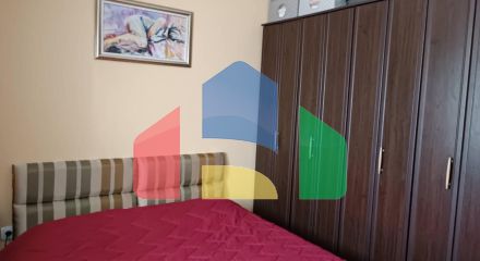 Дом в Шушани, город Бар с видом на горы и город.