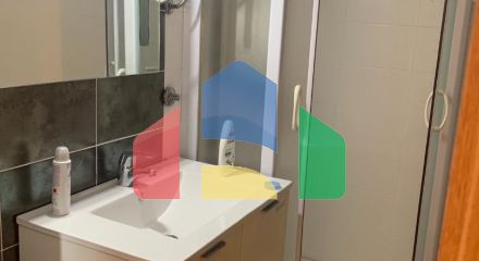 Трехэтажный дом в посёлке Ратац