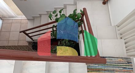Дом в Шушани с садом.