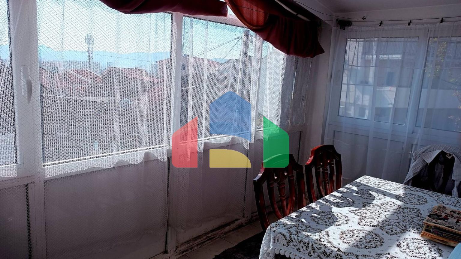 Дом в Шушани с садом.