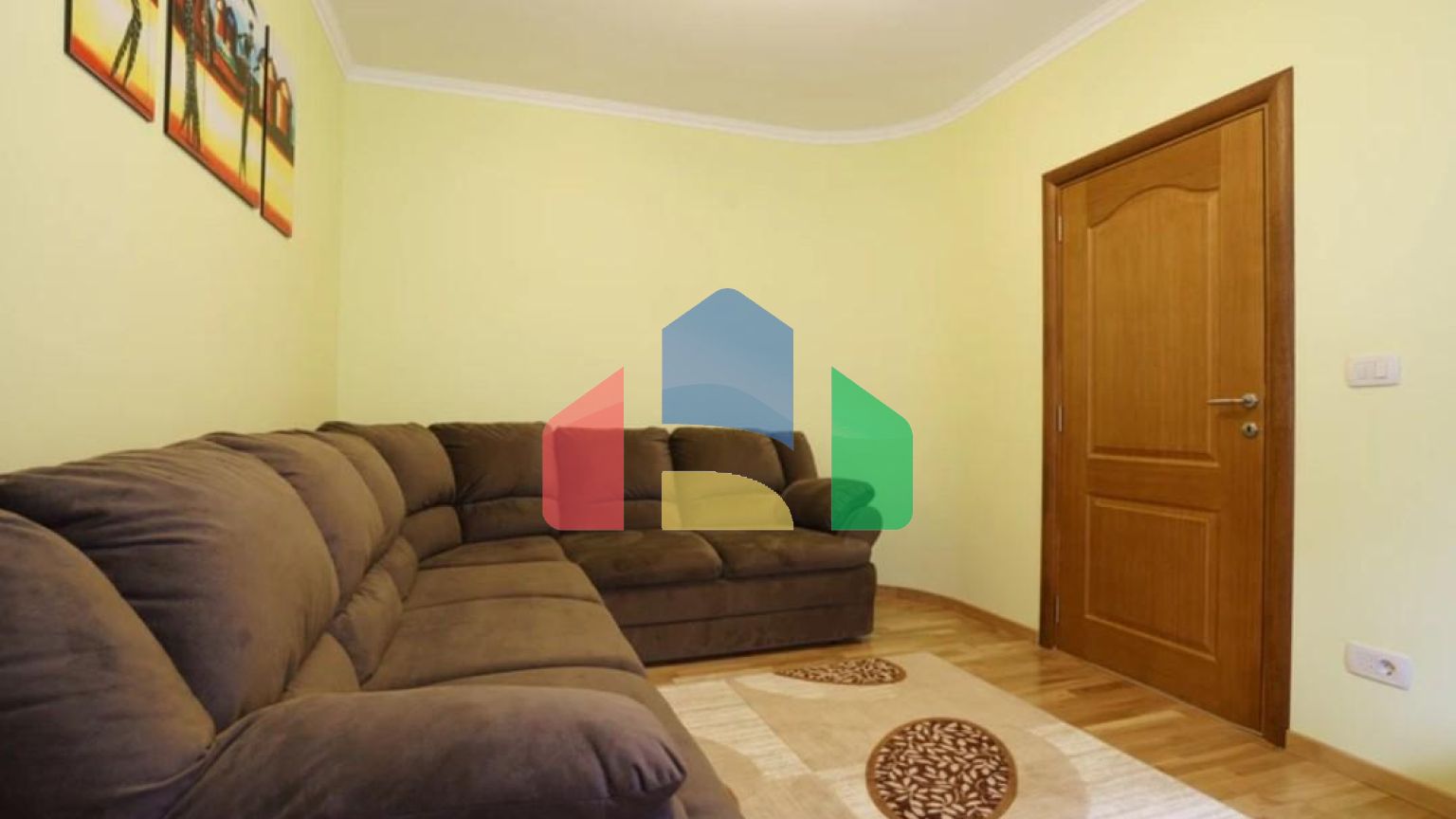 Семейная вилла с бассейном и сауной на Ратаце, Бар