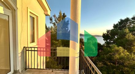 Вилла  в сосновом бору -  Зелёный пояс с видом на море.