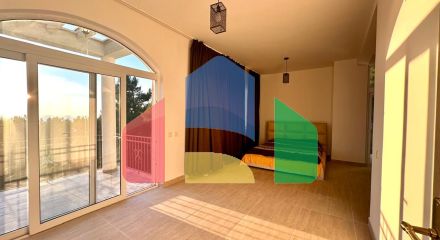 Вилла  в сосновом бору -  Зелёный пояс с видом на море.