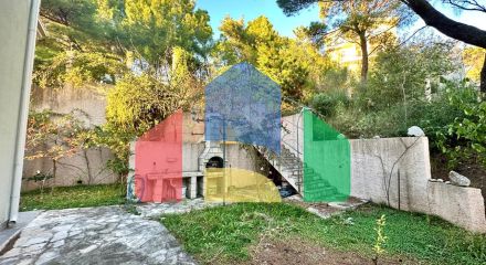 Вилла  в сосновом бору -  Зелёный пояс с видом на море.