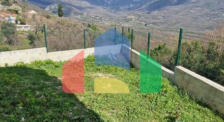 Трехэтажный дом с потрясающим видом в городе Бар. Трехэтажный дом с потрясающим видом в городе Бар.