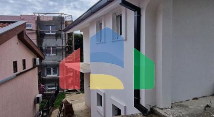 Новый двухэтажный дом в Зеленом Поясе, Бар