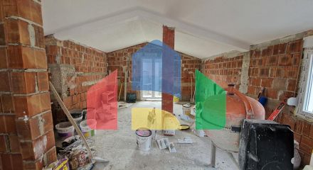 Новый двухэтажный дом в Зеленом Поясе, Бар