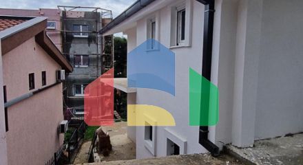 Новый двухэтажный дом в Зеленом Поясе, Бар