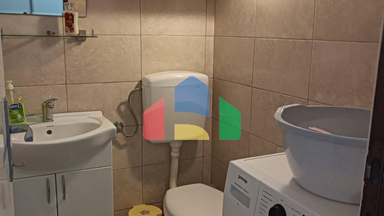 Квартира с тремя спальнями в центре Бара