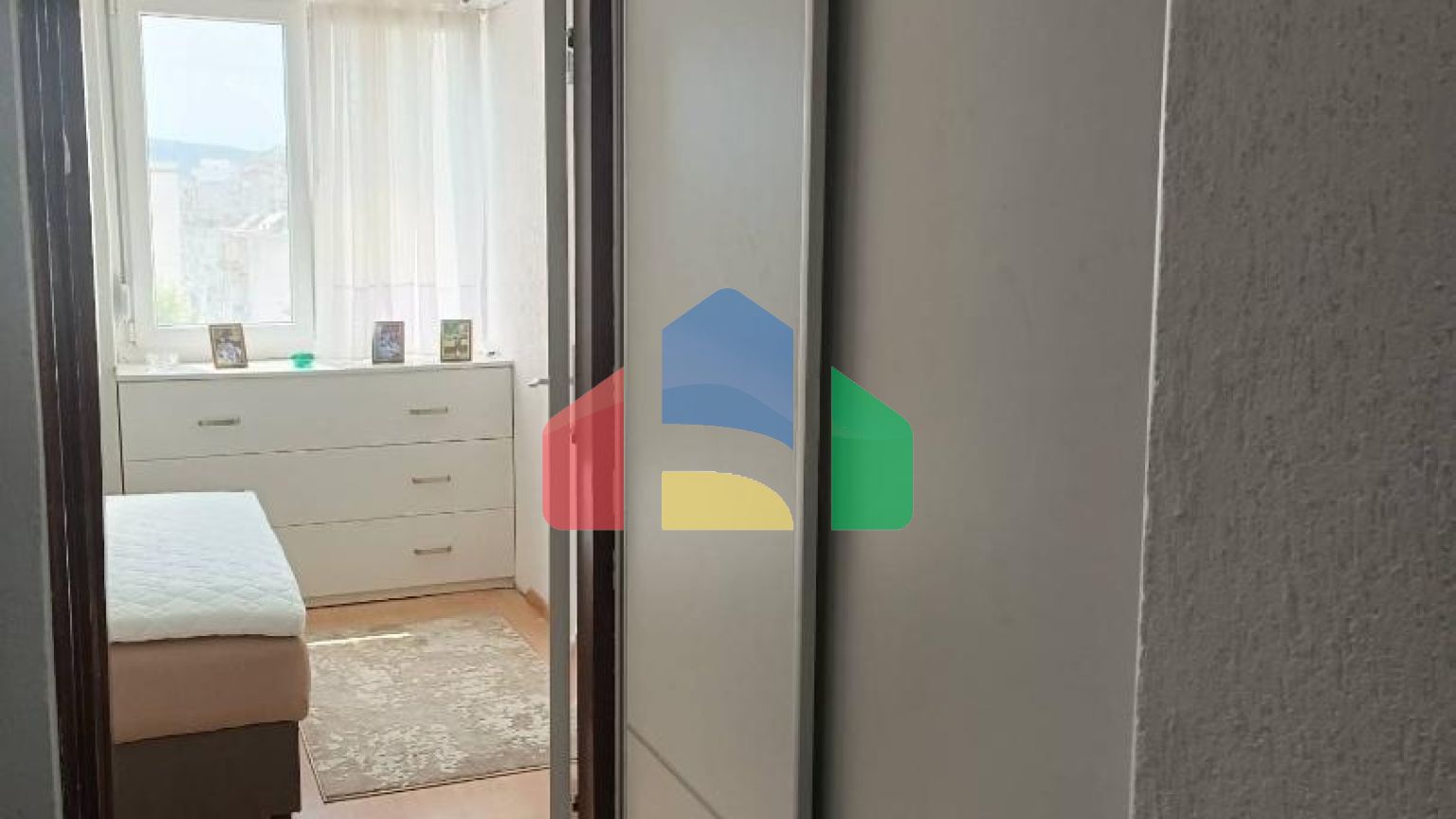 Квартира с тремя спальнями в центре Бара