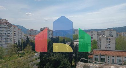 Квартира с тремя спальнями в центре Бара