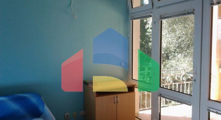 Трехэтажный дом с апартаментами в Шушани,Бар