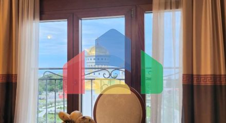 Просторная квартира в центре города Бар