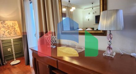 Просторная квартира в центре города Бар