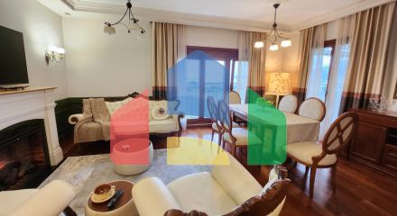 Просторная квартира в центре города Бар