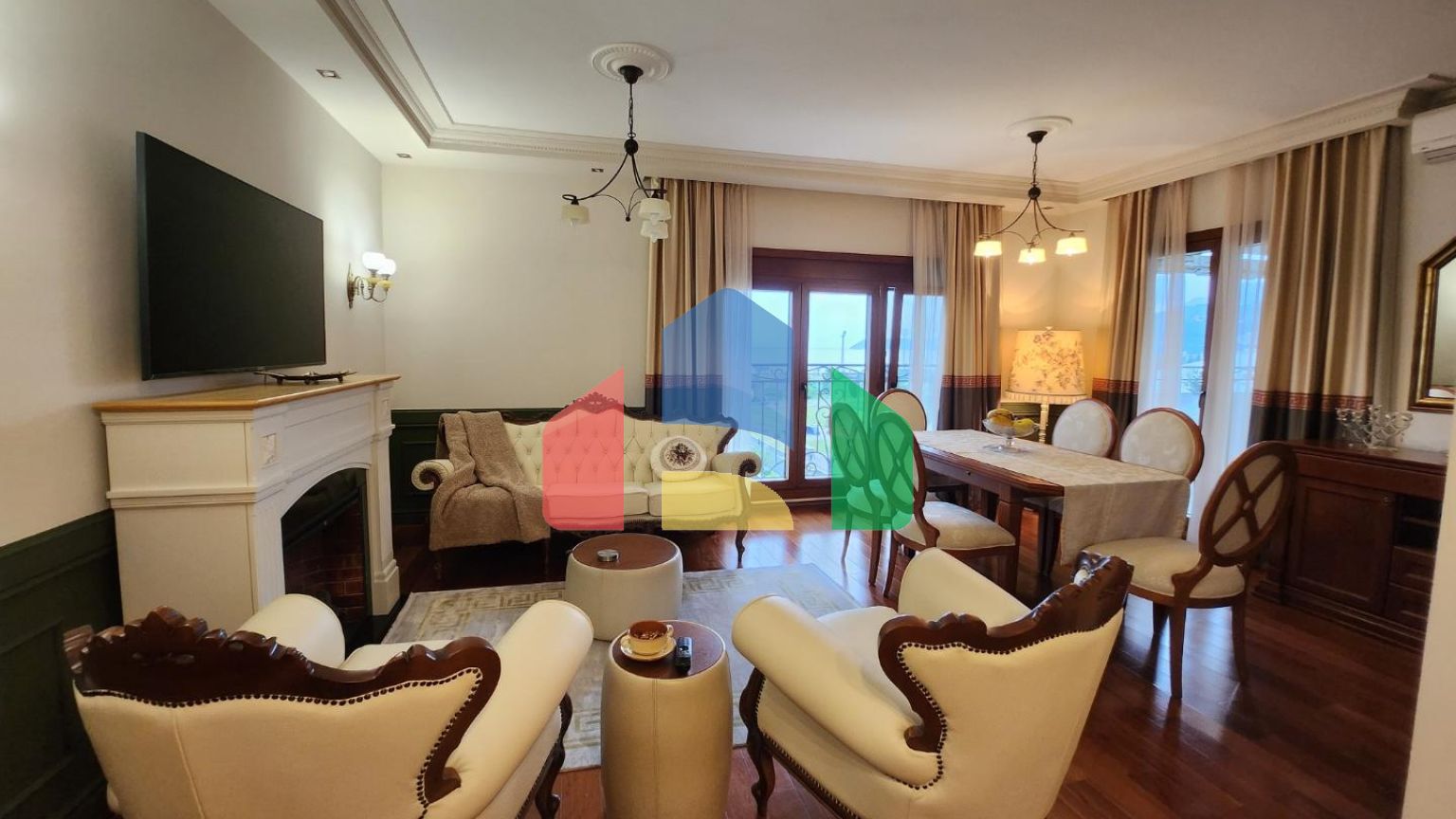 Просторная квартира в центре города Бар