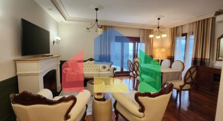 Просторная квартира в центре города Бар