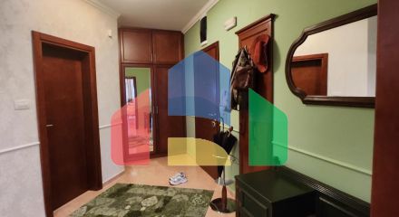 Просторная квартира в центре города Бар