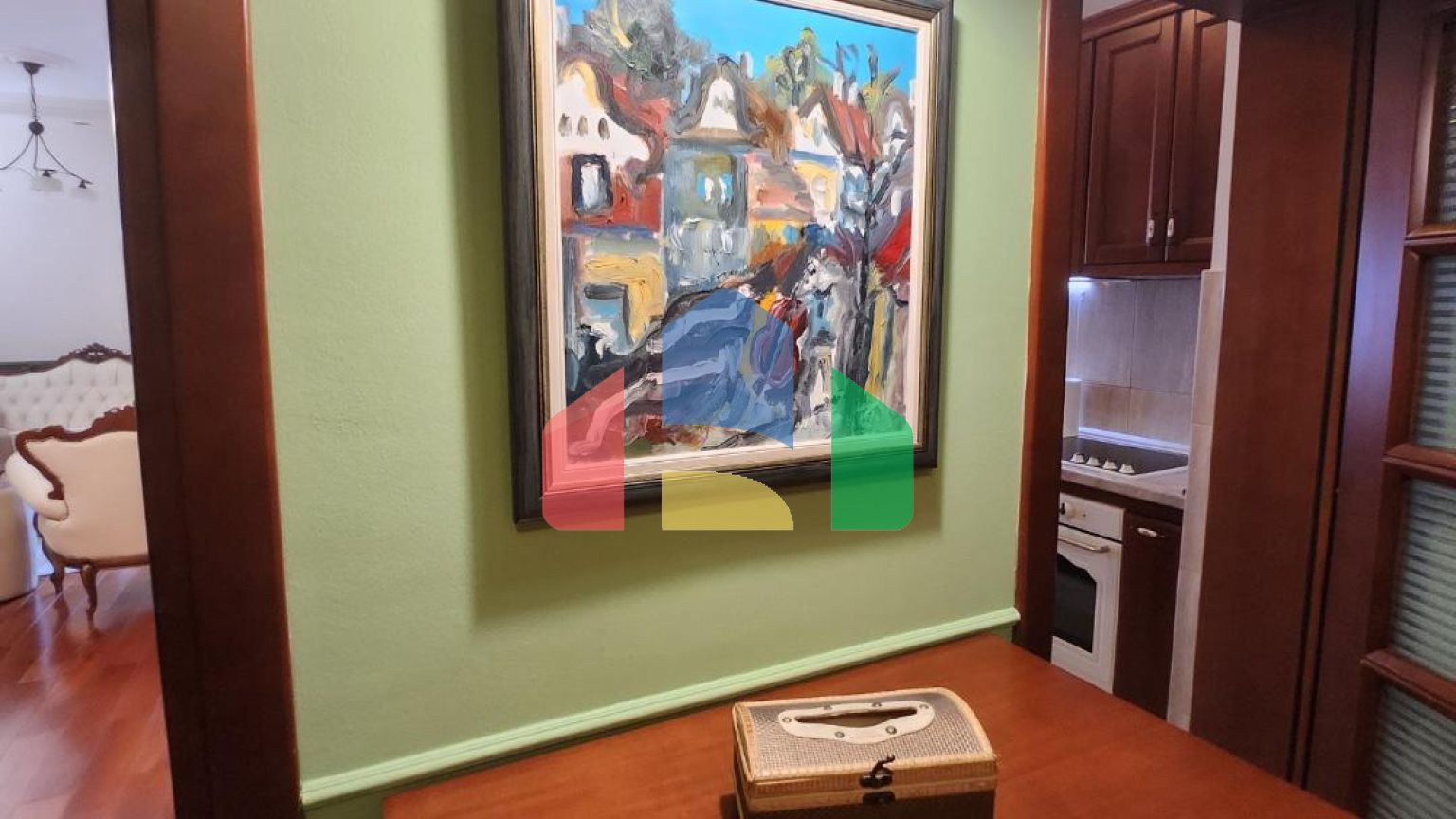 Просторная квартира в центре города Бар