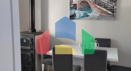 Часть дома с тремя квартирами рядом с морем в Баре Часть дома с тремя квартирами рядом с морем в Баре