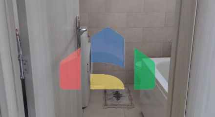 Часть дома с тремя квартирами рядом с морем в Баре Часть дома с тремя квартирами рядом с морем в Баре