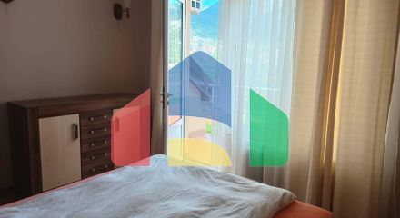 Таунхаус в комплексе с бассейном в живописном месте Зупцы в городе Бар.