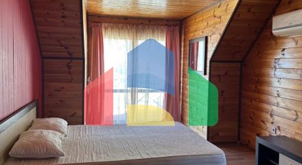 Дизайнерская вилла в Ратаце, Бар