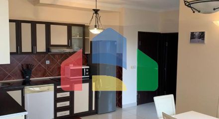 Вилла в сосновой роще с прекрасным видом на море в Зеленом поясе.