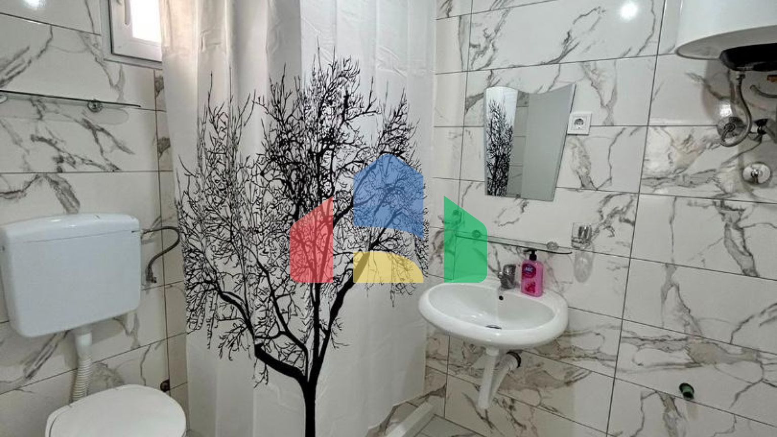 Мини-отель в Баре в 10 минутах ходьбы от пляжа.