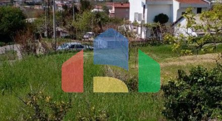 Large plot of land with rubble and sea views in Zalevo.