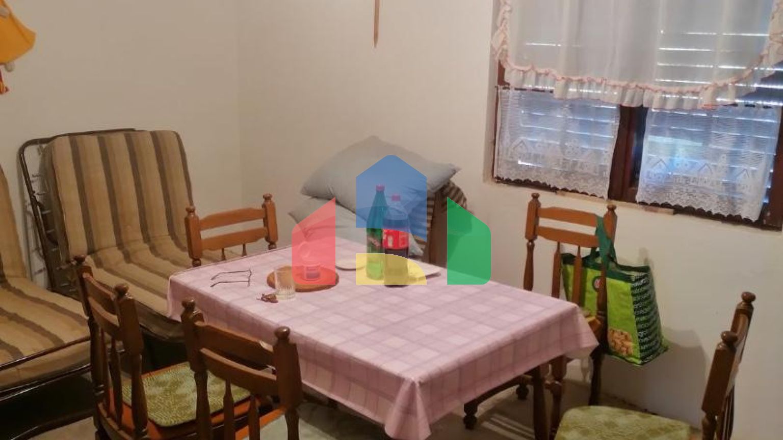 Трехэтажный легальный дом с видом на море в Шушани, Бар