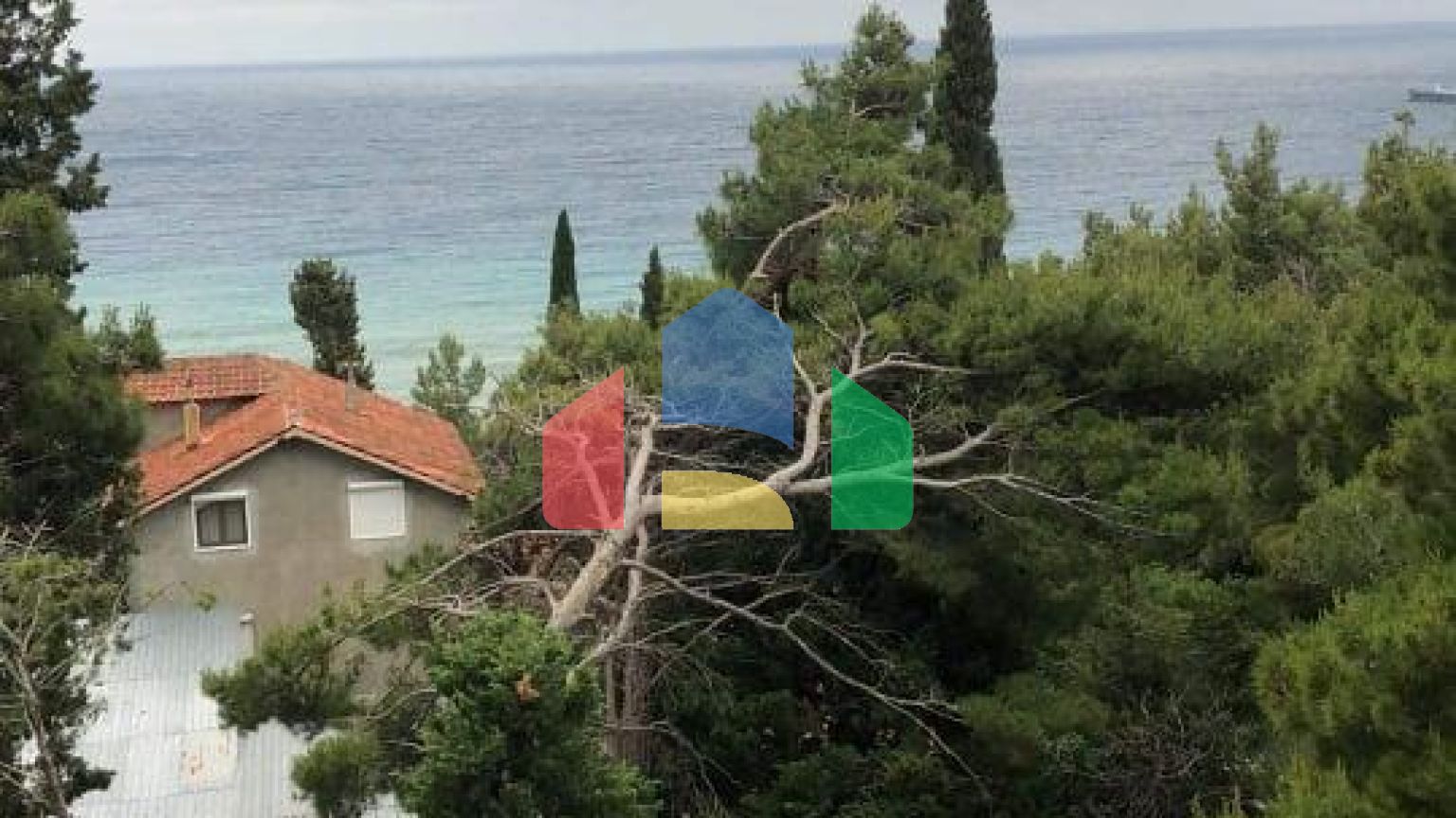 Часть дома под мини-отель в Зеленом Поясе города Бар