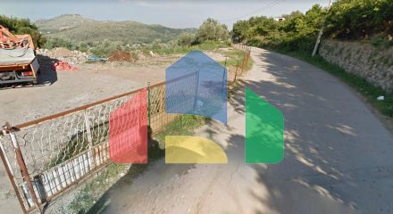 Урбанизированный земельный участок недалеко от Бара, Томба