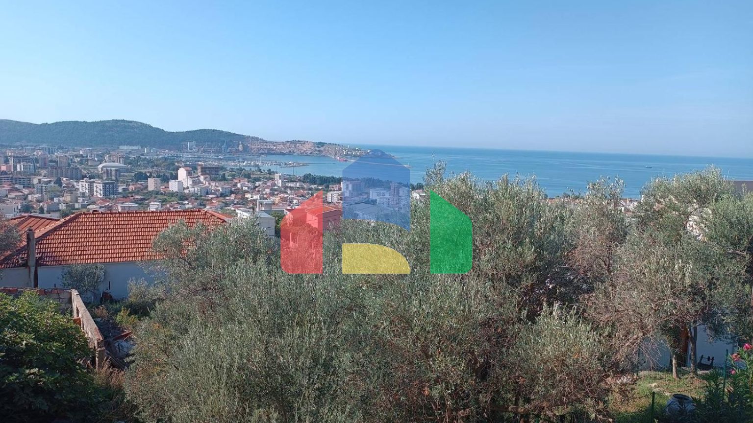 Дом в Шушани с прекрасным видом на море