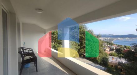 Дом в Баре в с панорамным видом на море и порт