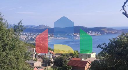 Дом в Баре в с панорамным видом на море и порт