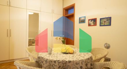 Просторная квартира с 3 спальнями в центре Бара.